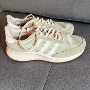 Adidas Women's Mint Green Sneakers